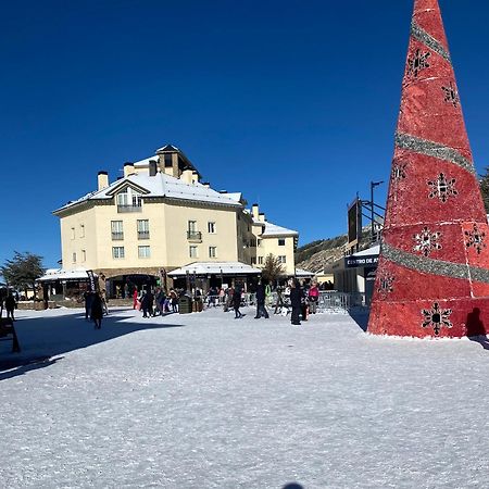 Apartamento Alpino Plaza De Andalucia A Pie De Pistas Sierra Nevada Dış mekan fotoğraf