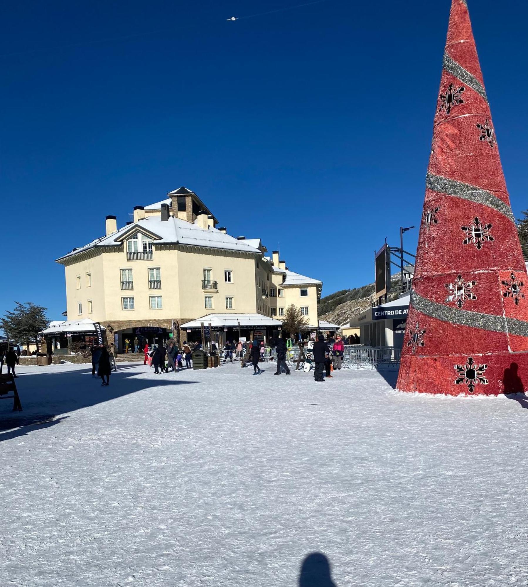 Apartamento Alpino Plaza De Andalucia A Pie De Pistas Sierra Nevada Dış mekan fotoğraf